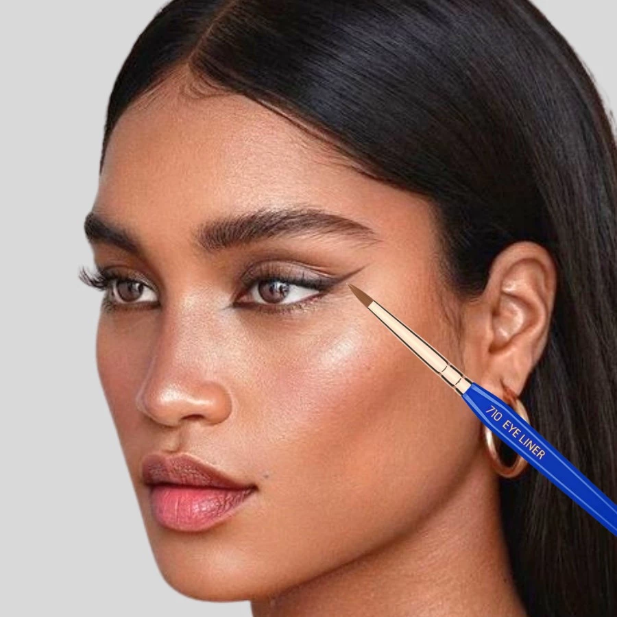 Cọ Che Khuyết Điểm Đầu Nhỏ Bdellium Tools Golden Triangle B710 Eye Liner