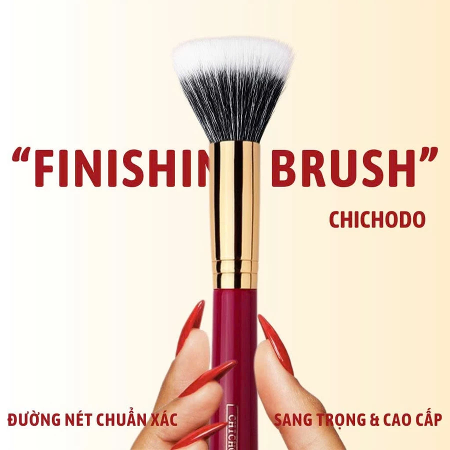 Cọ Tán Má Hồng – Phấn Phủ – Phấn Nền CHICHODO Finishing Brush C105 Lông Mềm Mịn Cao Cấp
