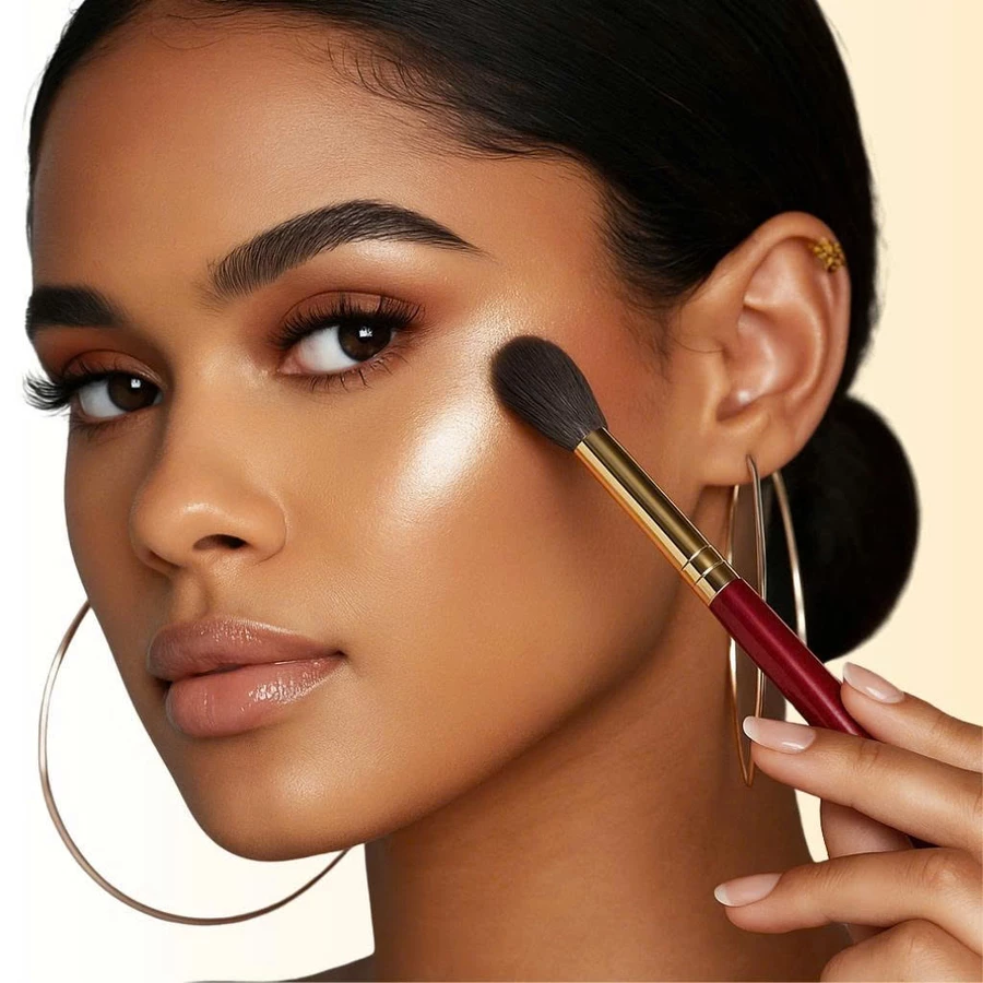 Cọ Đánh Highlight, Setting và Má Hồng Chichodo Tapered Highlighting C108 – Cán Đỏ, Lông Tự Nhiên