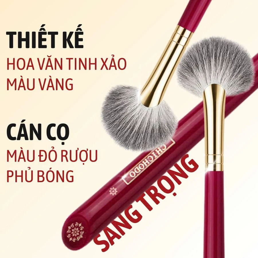 Cọ Quạt Nhỏ Tạo Sáng Gò Má/Sống Mũi/Xương Chân Mày CHICHODO Small Fan Brush C126