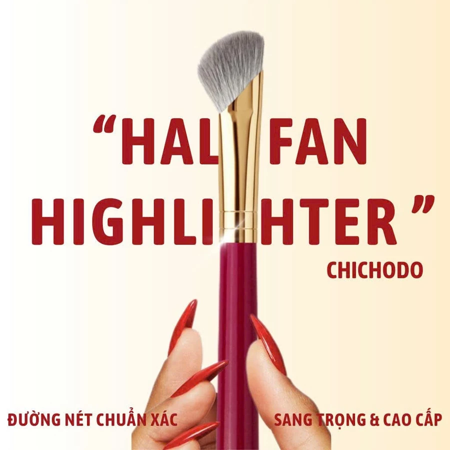 Cọ Đánh Highlight/Khối Mũi/Bắt sáng vùng chữ T CHICHODO Half Fan Highlighter C127