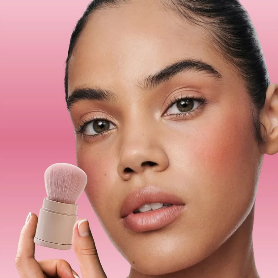 Cọ Má Hồng Có Nắp COLOURPOP Powder Kabuki Brush C114
