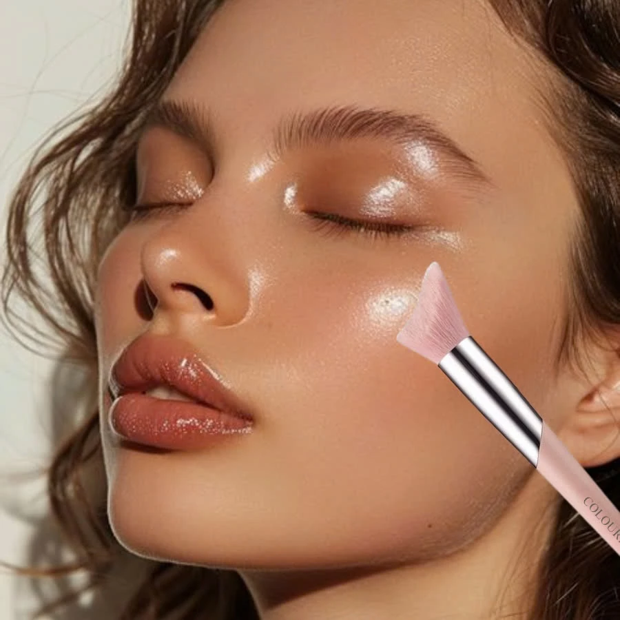 Cọ Tạo Khối Mũi Và Highlight COLOURPOP Nose Contour Brush C120