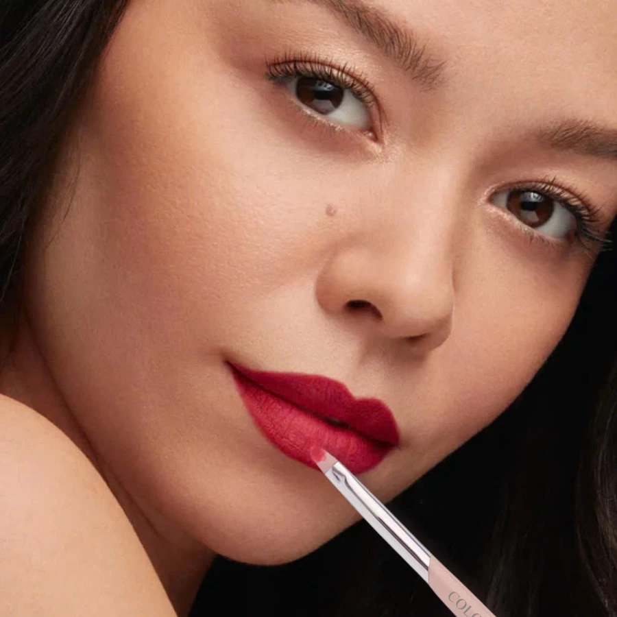 Cọ Tán Son Môi Có Nắp COLOURPOP Lip Brush C123