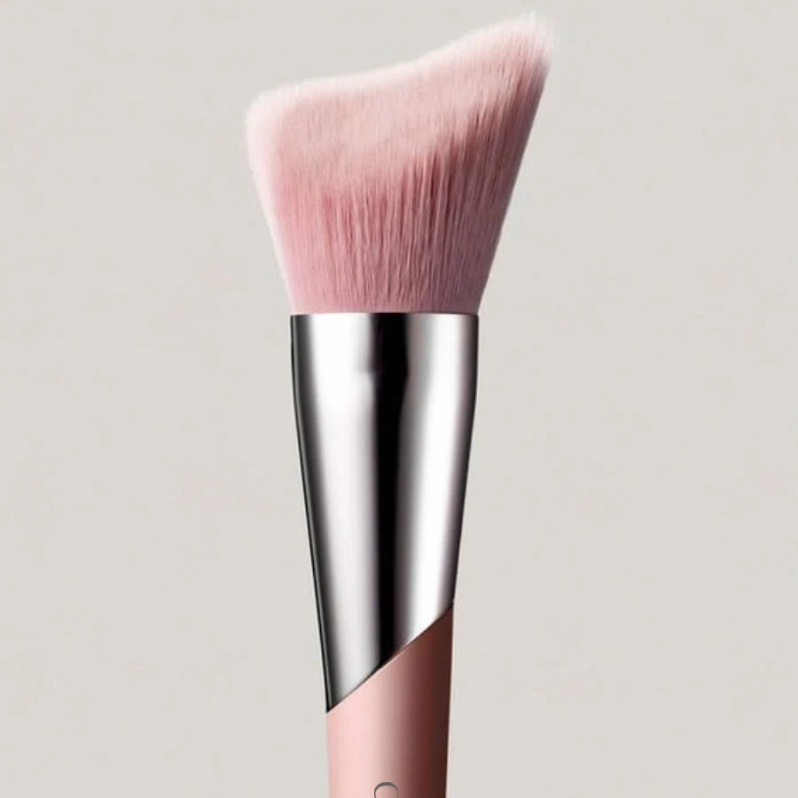 Cọ Tạo Khối Và Má Kem Đầu Xéo Lõm COLOURPOP Multi-purpose Brush C190