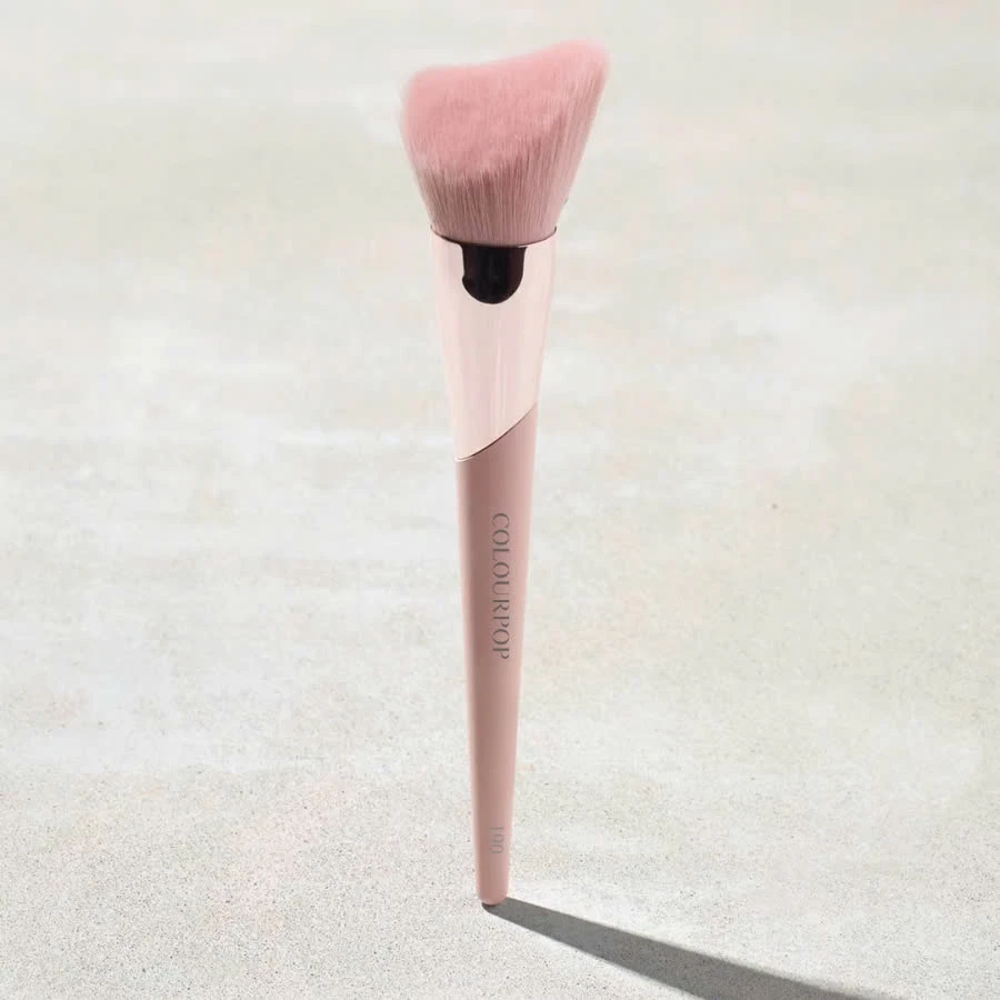 Cọ Tạo Khối Và Má Kem Đầu Xéo Lõm COLOURPOP Multi-purpose Brush C190