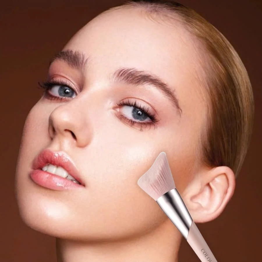 Cọ Tạo Khối Và Má Kem Đầu Xéo Lõm COLOURPOP Multi-purpose Brush C190