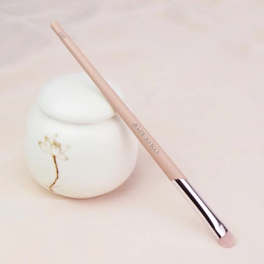  Cọ Nhấn Và Viền Mí Mắt COLOURPOP Eye Shadow C203