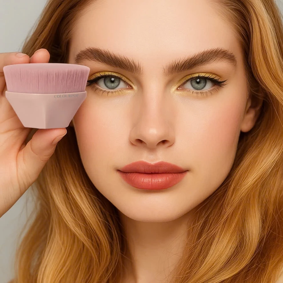 Cọ Tán Kem Nền Và Che Khuyết Điểm COLOURPOP Foundation Brush C209
