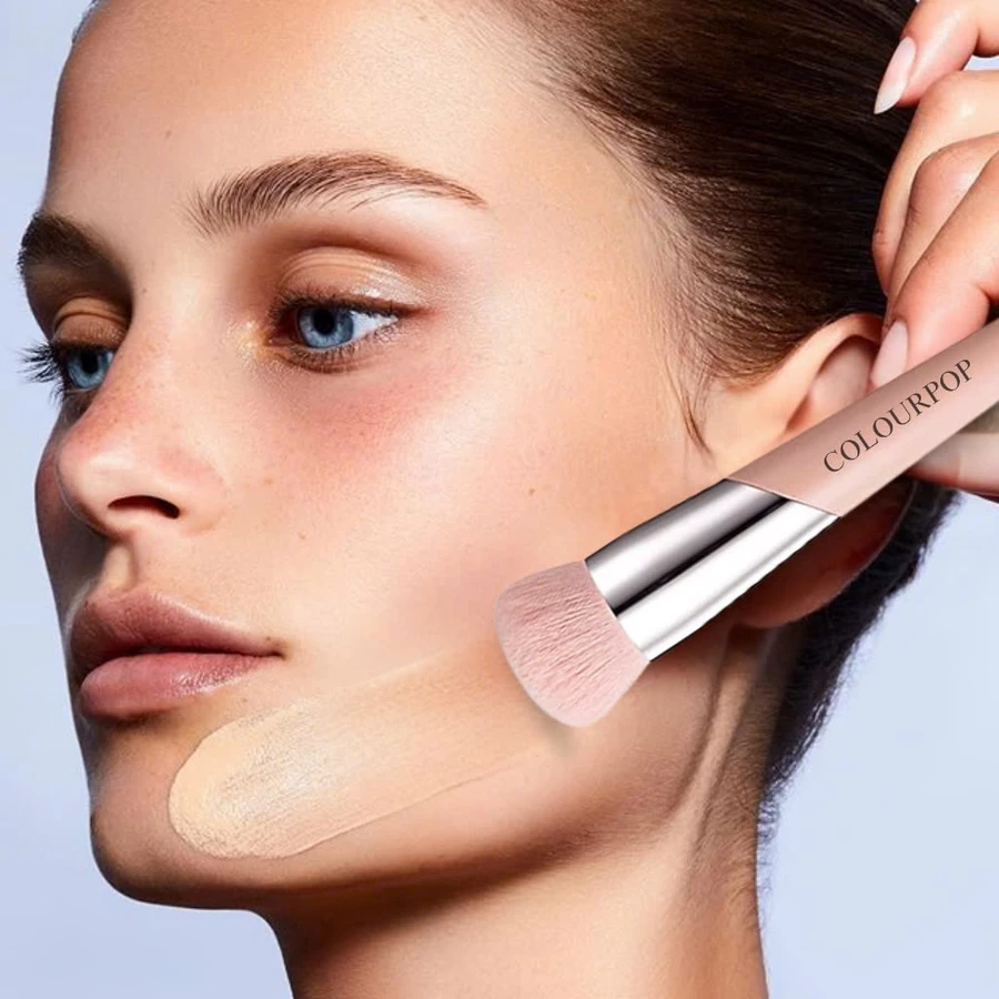 Cọ Đánh Nền Colourpop Màu Hồng - Tán Kem Nền Mịn Màng, Tự Nhiên foundation Brush C70
