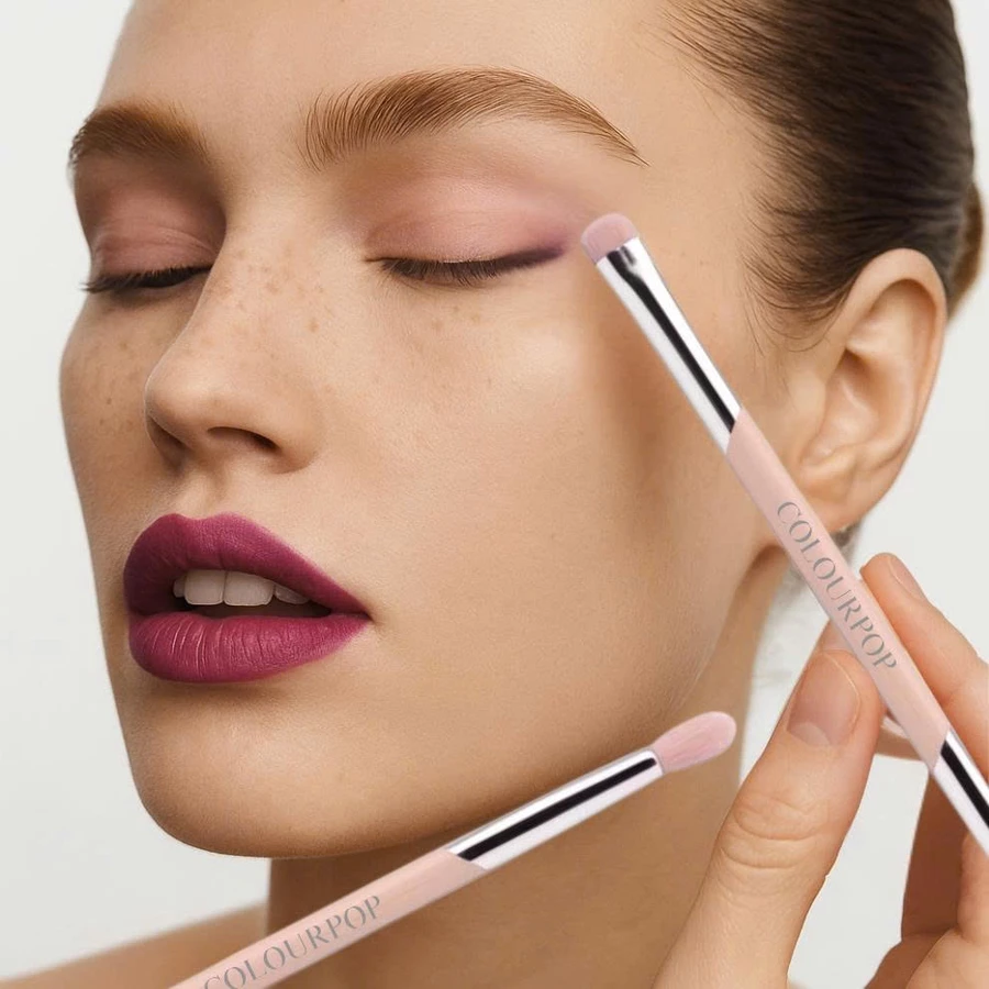 Cọ 2 Đầu Tán Phấn Mắt Và Viền Mí COLOURPOP Double-Ended Brush CA3